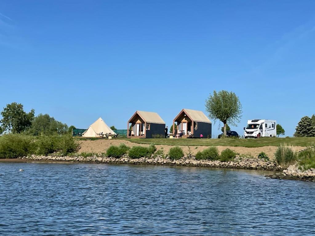 Bell Tent Heerewaarden المظهر الخارجي الصورة